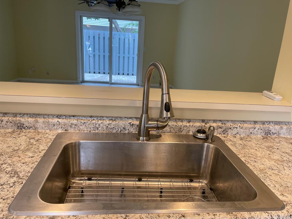 Building Photo - 81 SW 3rd St