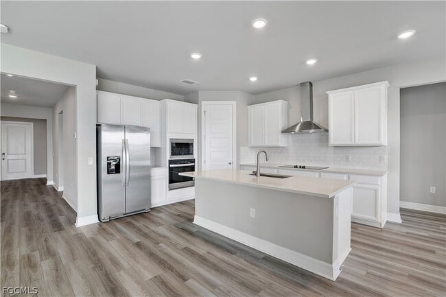 Building Photo - 44300 Saddlewood Ct