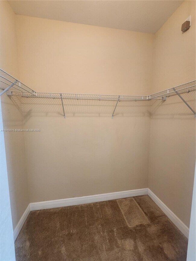 Building Photo - 14722 SW 12th St