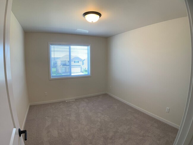 Building Photo - 1360 Goldenwood Dr