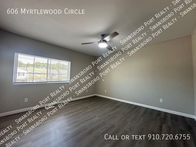 Building Photo - 606 Myrtlewood Cir