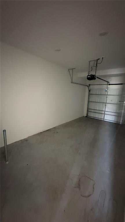 Building Photo - 3207 Laurent Lp