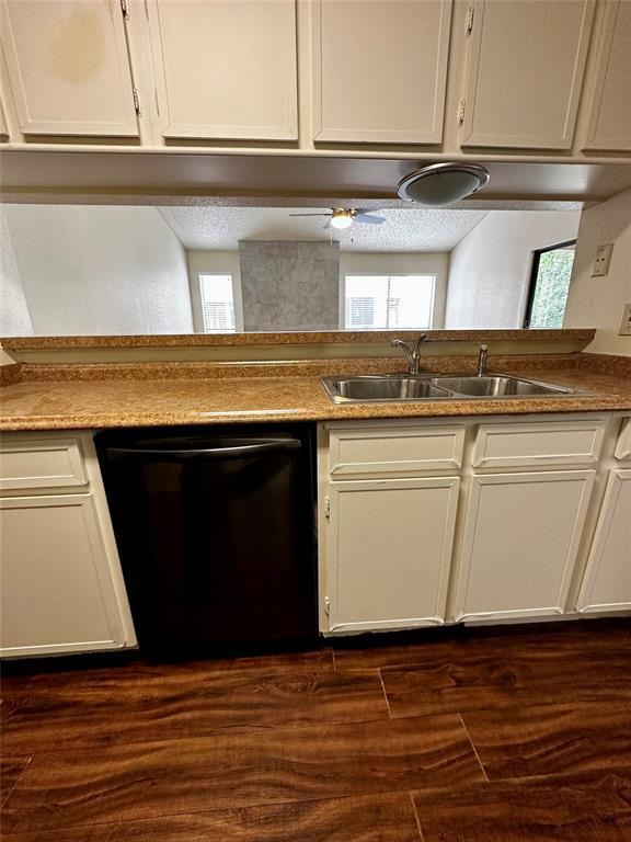 Building Photo - 6701 Sands Point Dr