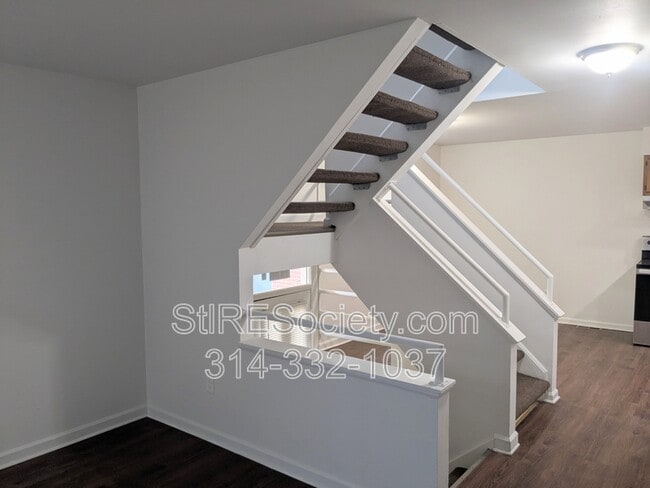 Building Photo - 2731 Allen Ave