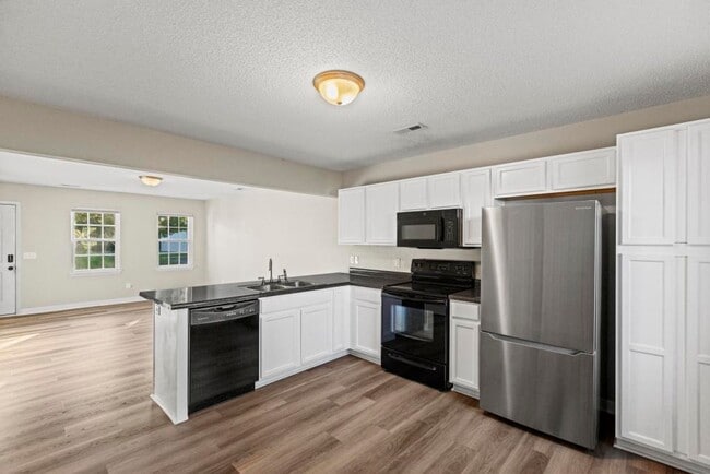 Building Photo - 307 Burley Dr