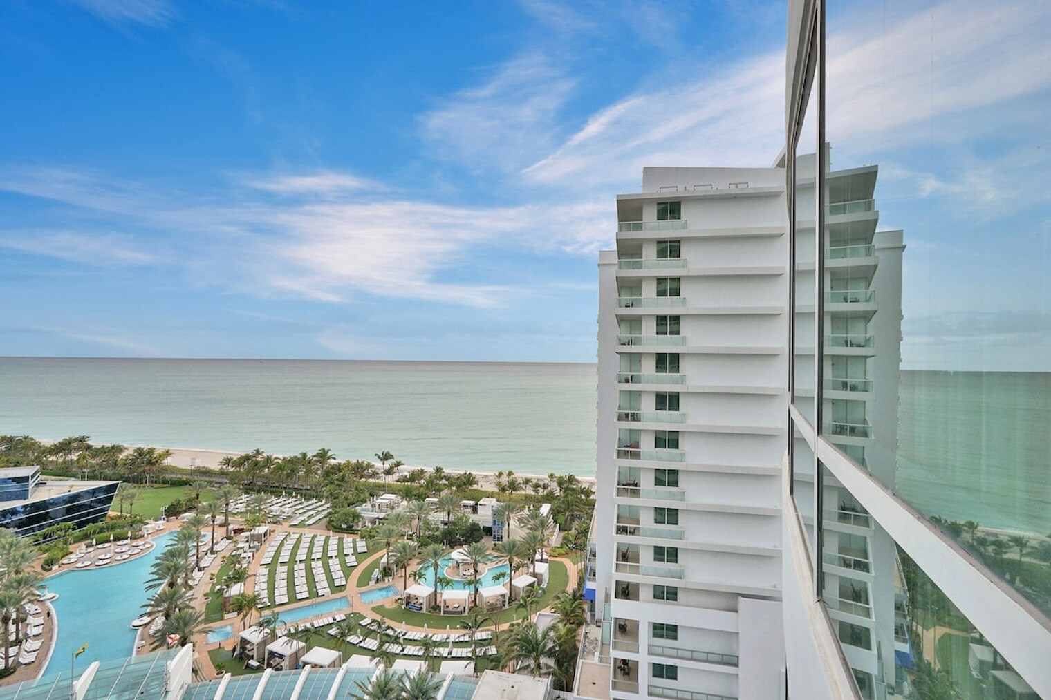 Building Photo - 4401 Collins Ave