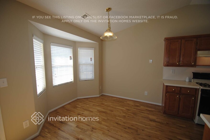 Building Photo - 470 Amelia Grove Ln SE