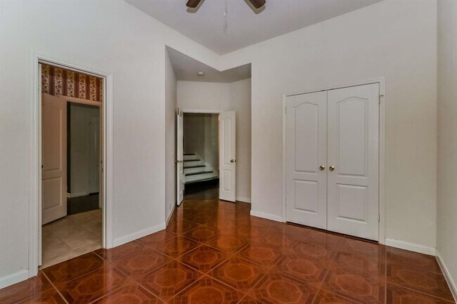 Building Photo - 5357 Austral Loop