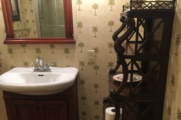 Sink and Shelf unit - 2077 Davie Ave