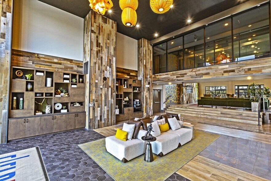 Building Photo - 44 Braves Ave