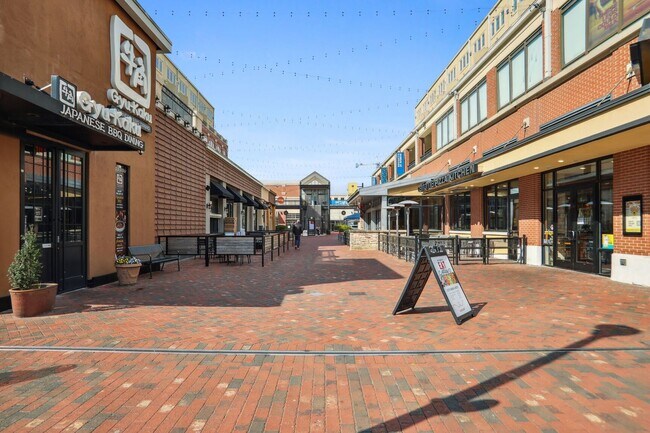 Building Photo - Atlantic Station Luxury