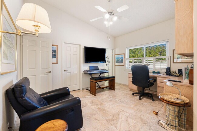 Building Photo - 73657 Agave Ln