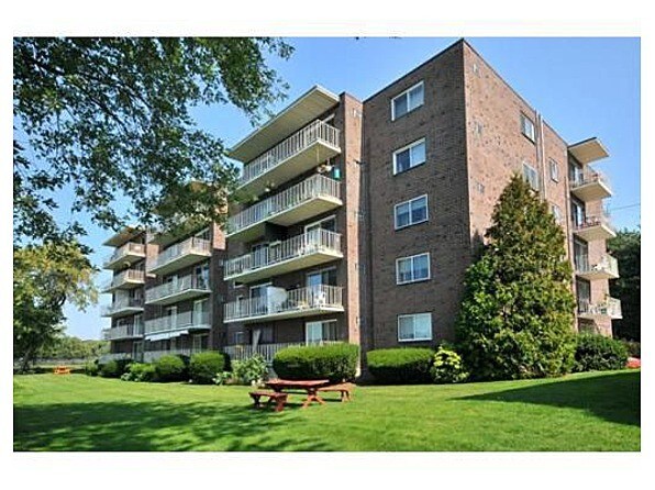 Building Photo - 34 Hamilton Rd