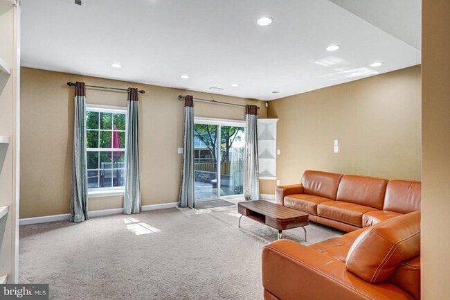 Building Photo - 4202 Kenna Ct