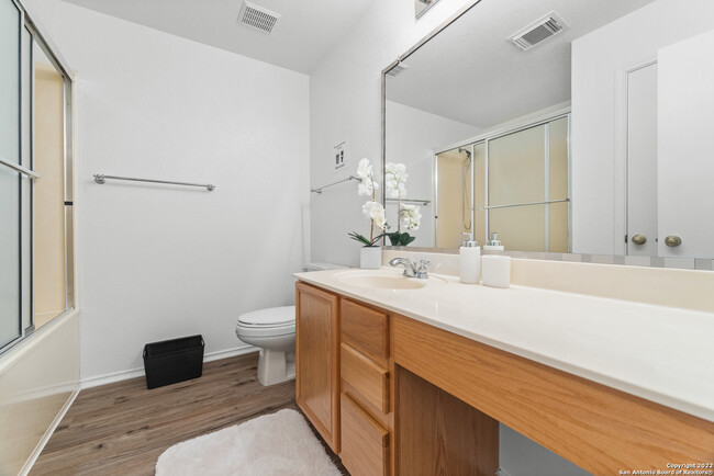 Building Photo - 10646 Manor Creek