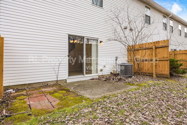 Building Photo - 1273 Grove Dr