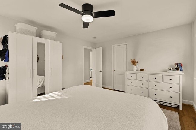 Building Photo - 11612 Galt Ave