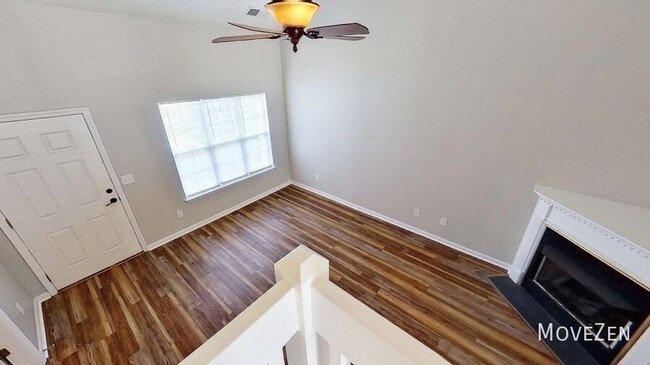 Building Photo - 255 Luzelle Dr