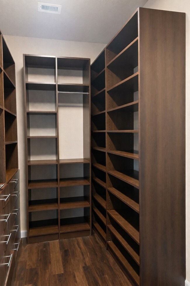 Building Photo - 3915 Markspring Ln