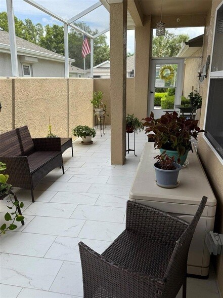 Building Photo - 731 Masterpiece Dr