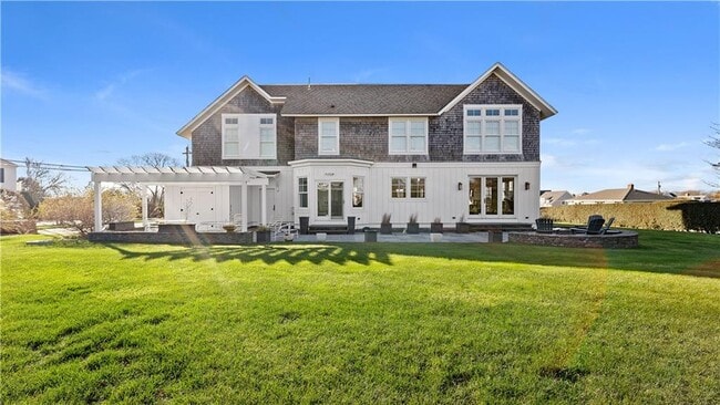 Building Photo - 3 Doris Terrace