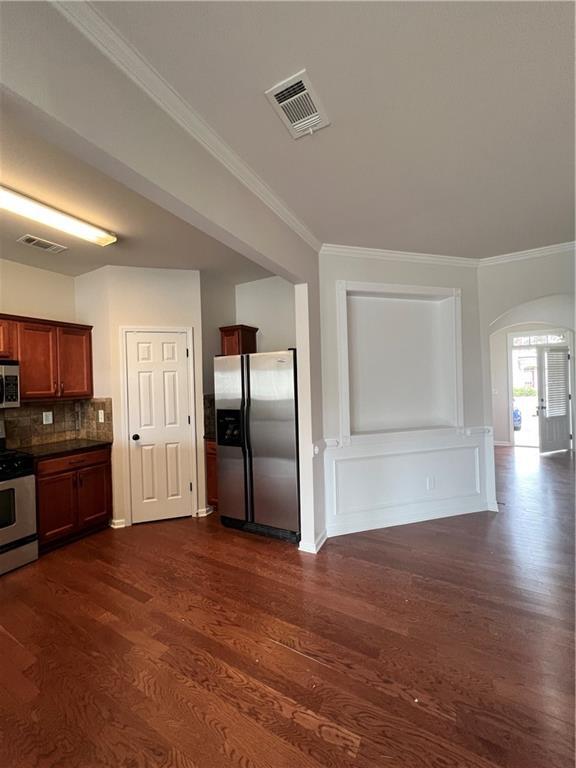 Building Photo - 4957 Sherwood Way