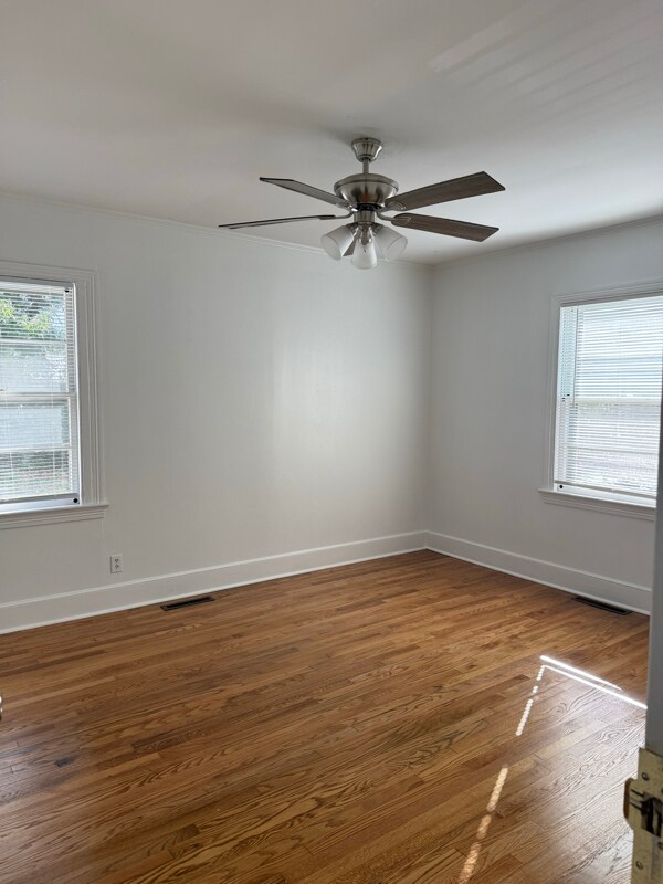 Building Photo - 1105 Sycamore Rd