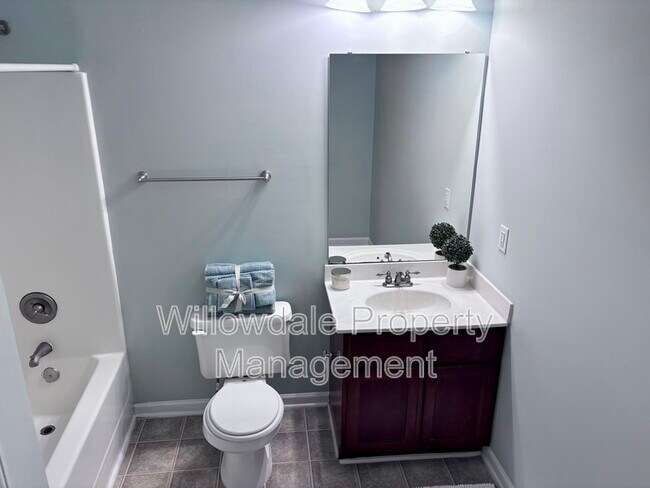 Building Photo - 2621 Oldgate Dr