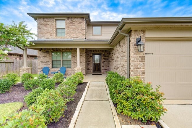 Building Photo - 9623 Japonica Dr