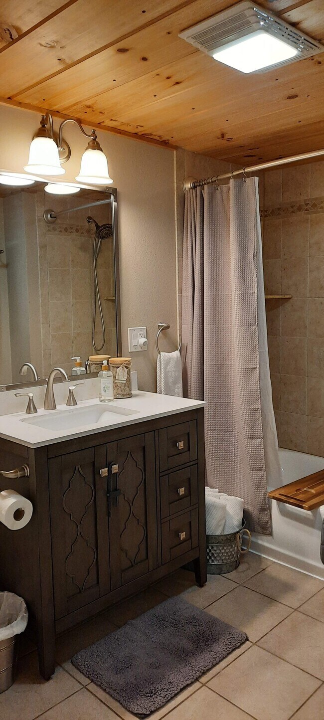 Building Photo - 487 Kentucky Ave