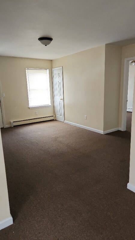 Building Photo - 157 Magnolia St