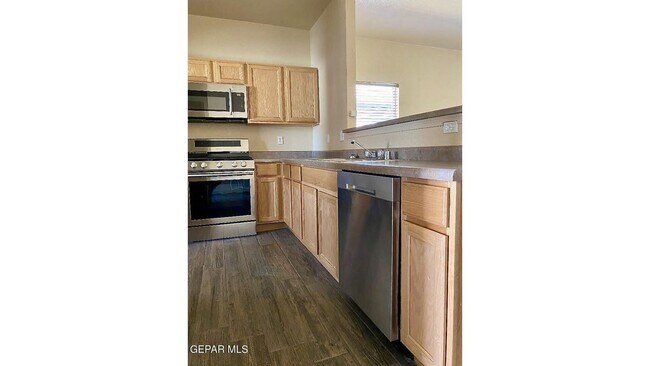 Building Photo - 11884 Auburn Sands Dr