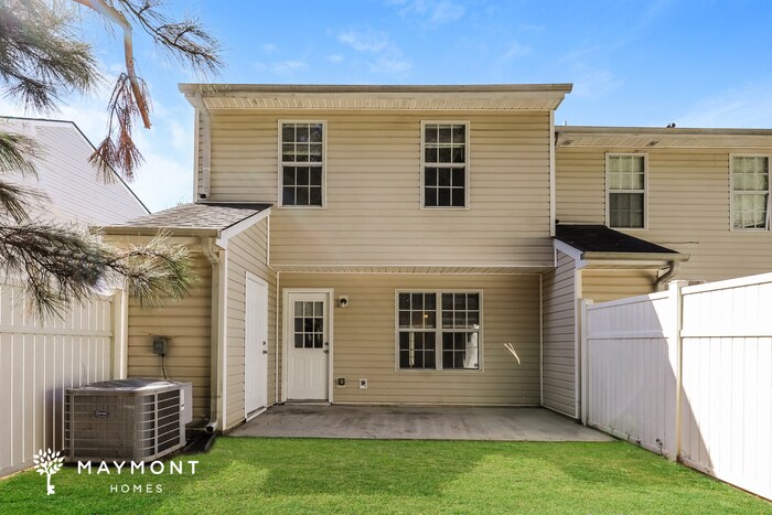 Building Photo - 1341 Hollenbeck Ln