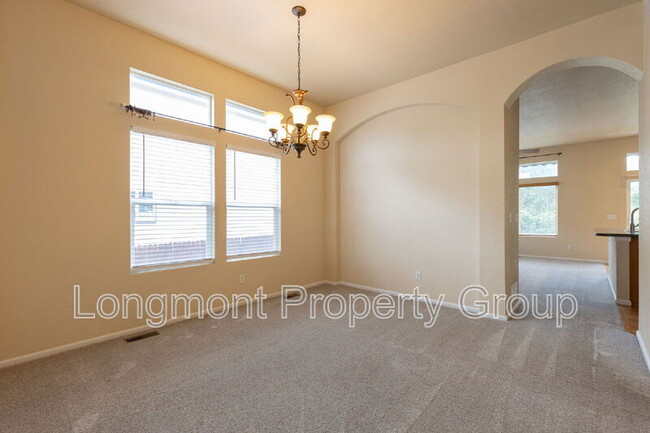 Building Photo - 1404 Tonkin Pl