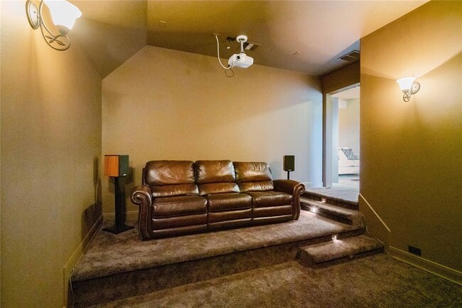 Building Photo - 27 S Greenprint Cir