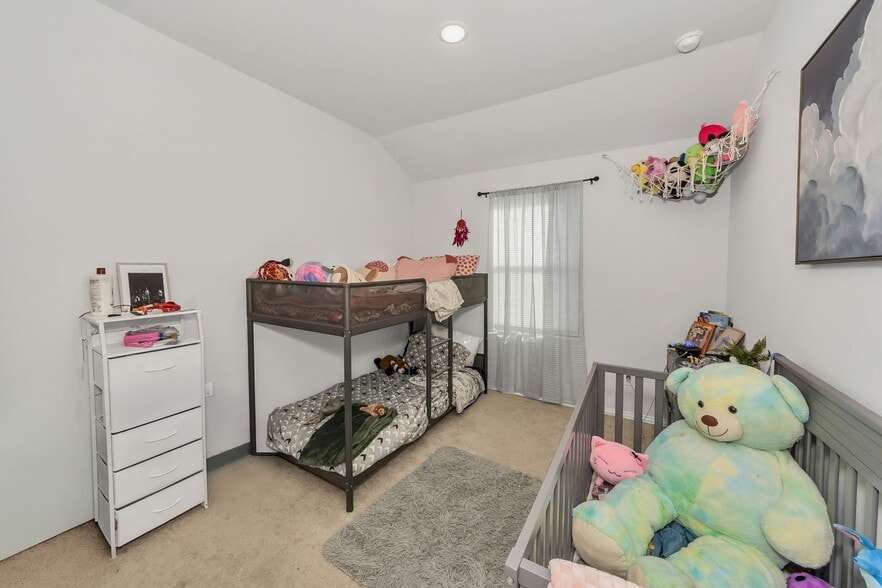 Building Photo - 2213 Pacific Ave