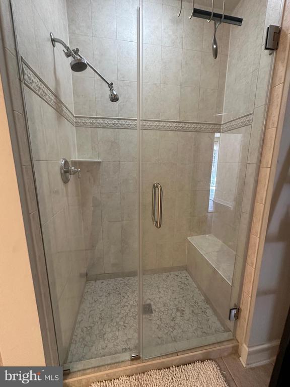 Building Photo - 13846 Greendale Dr