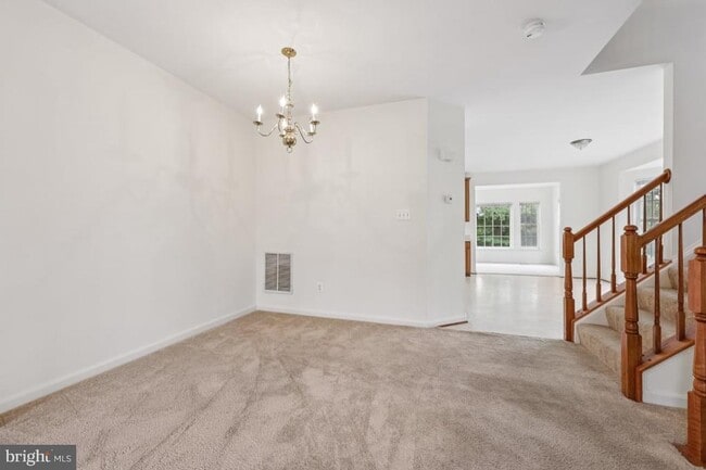 Building Photo - 6310 Cullen Pl