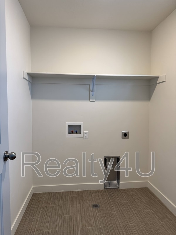 Building Photo - 138 E Crown Point Dr