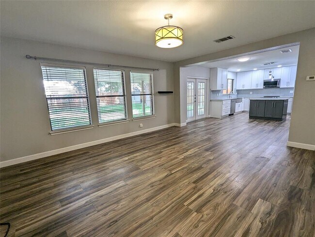 Building Photo - 1707 Del Norte Cove