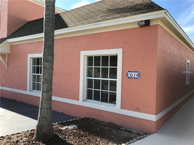 Building Photo - 1014 Universal Rest Pl