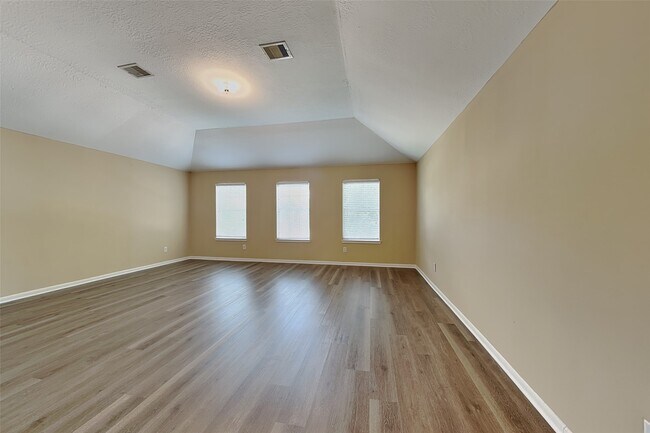 Building Photo - 6530 Portlick Dr