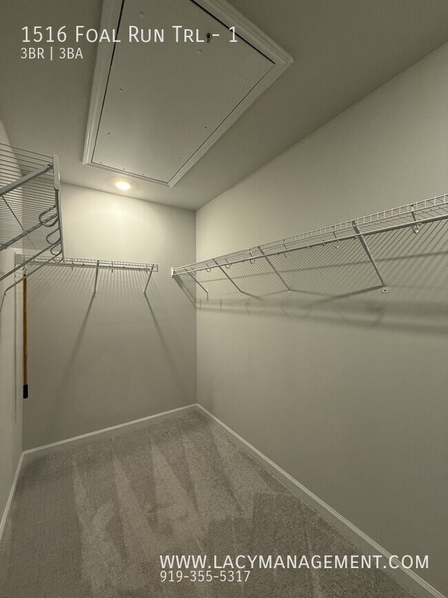 Building Photo - 1516 Foal Run Trl