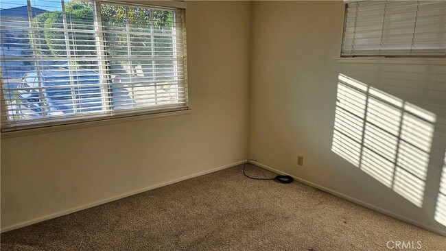 Building Photo - 824 N 16th St