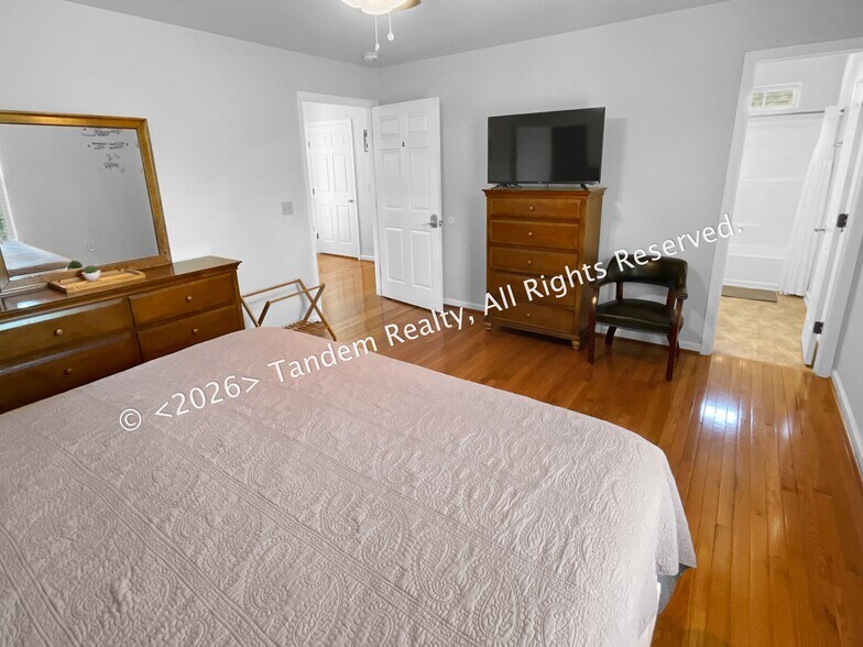 Building Photo - 1705 Ridley Blvd