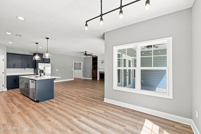 Building Photo - 233 Forester Dr