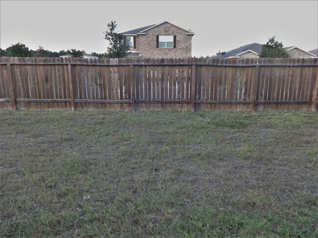 Building Photo - 28829 Sulphur River Ct