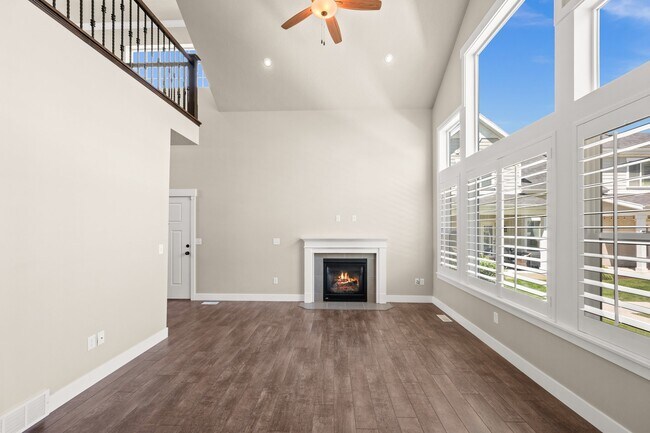 Building Photo - 771 Newfield Dr