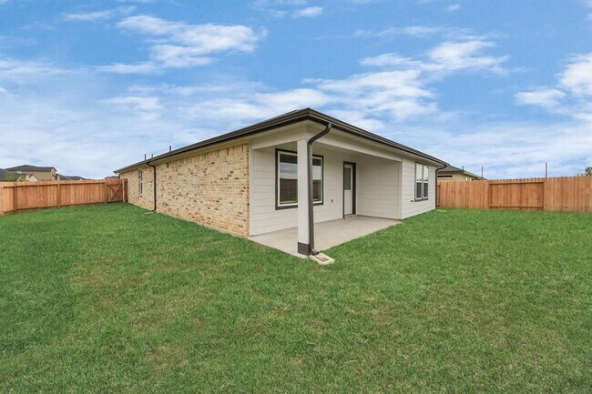 Building Photo - 1306 Palm Tree Ln