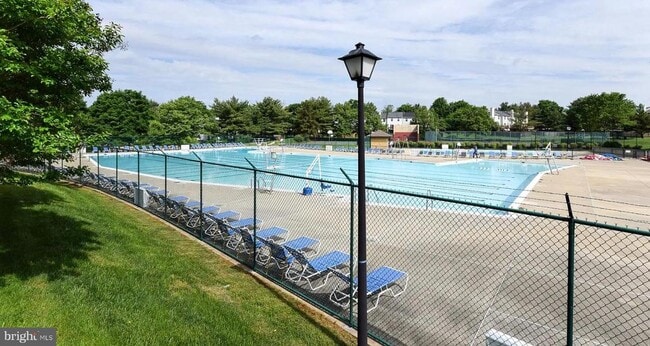 Building Photo - 8205 Whispering Oaks Way